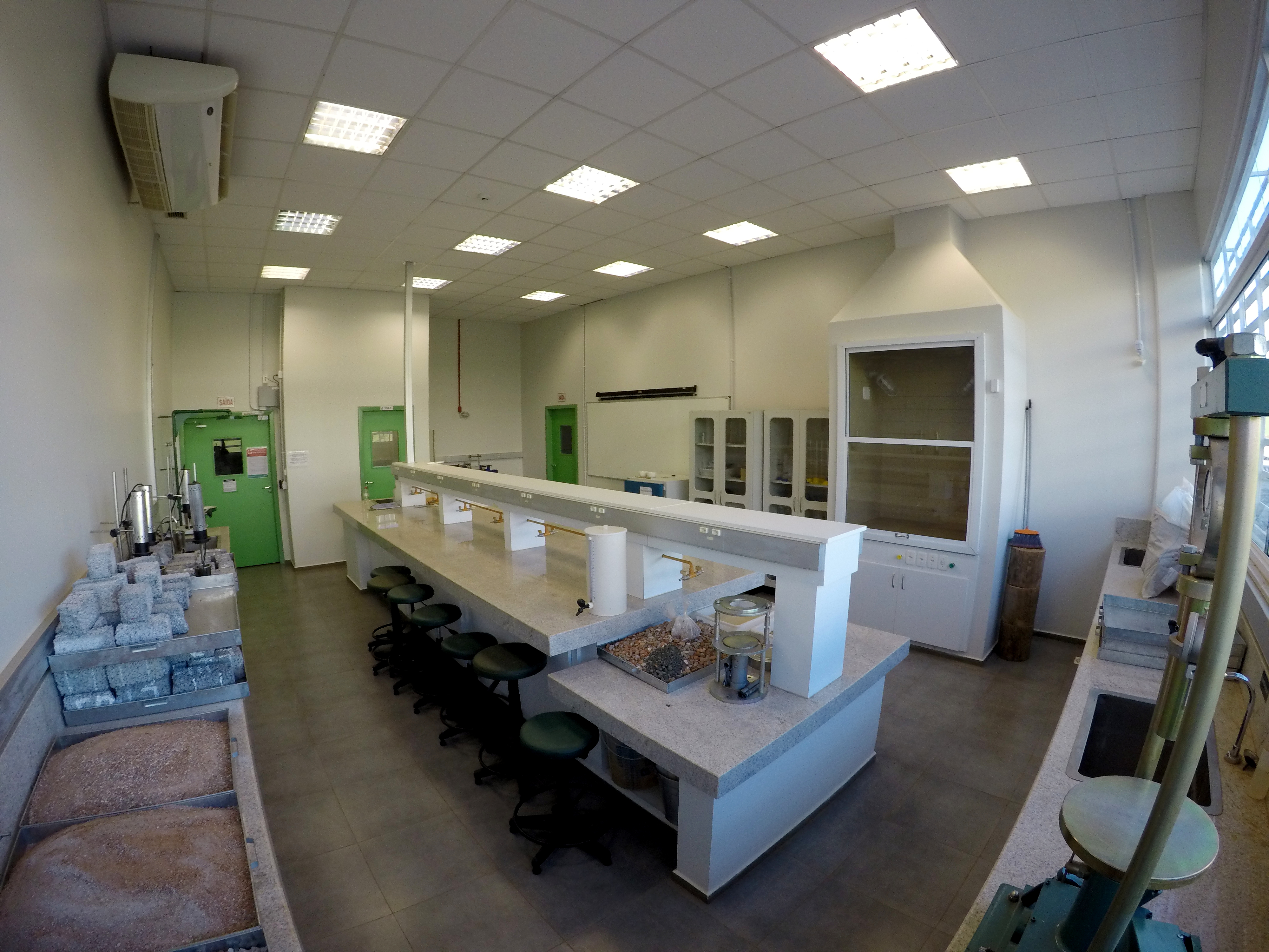 Lab. 110 - Bloco 03