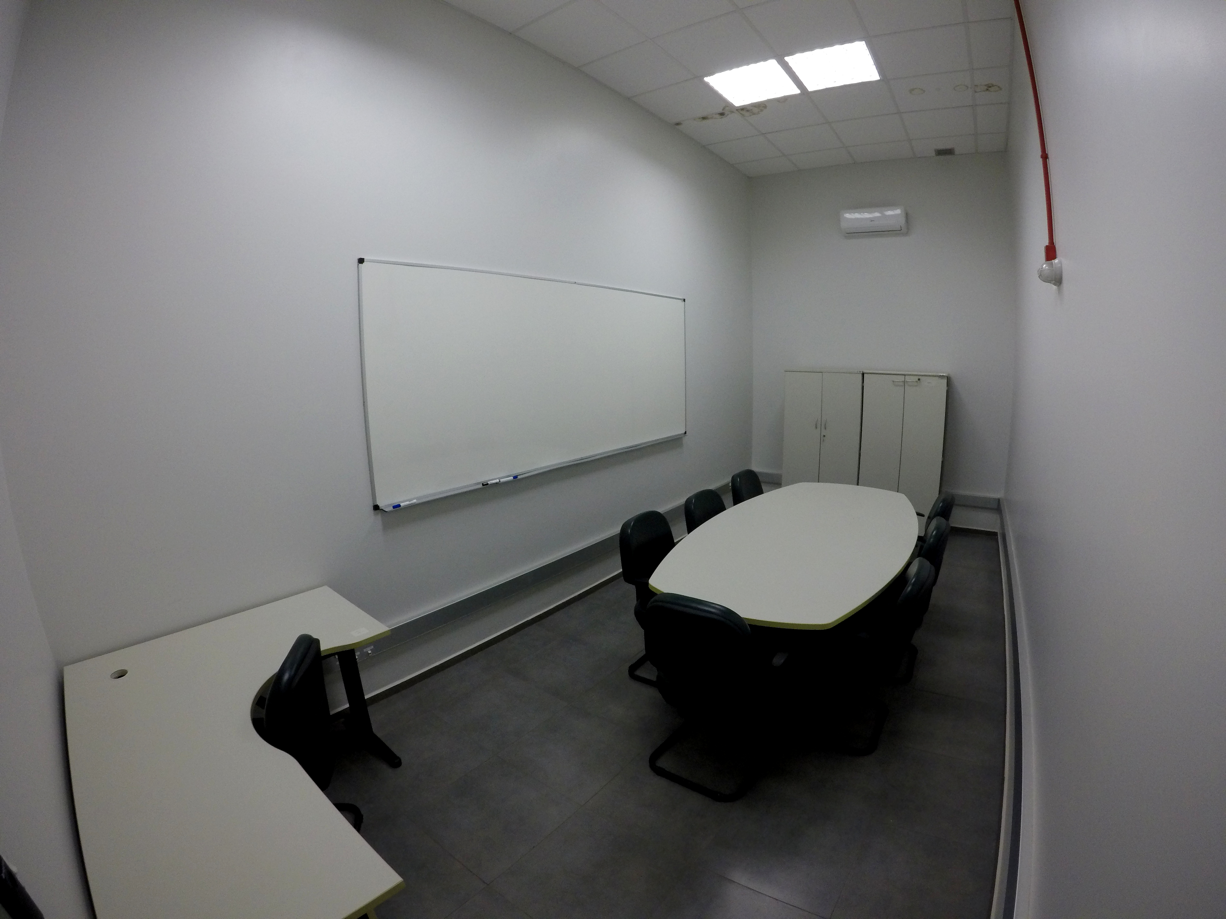 Sala 104-2 - Lab. 02