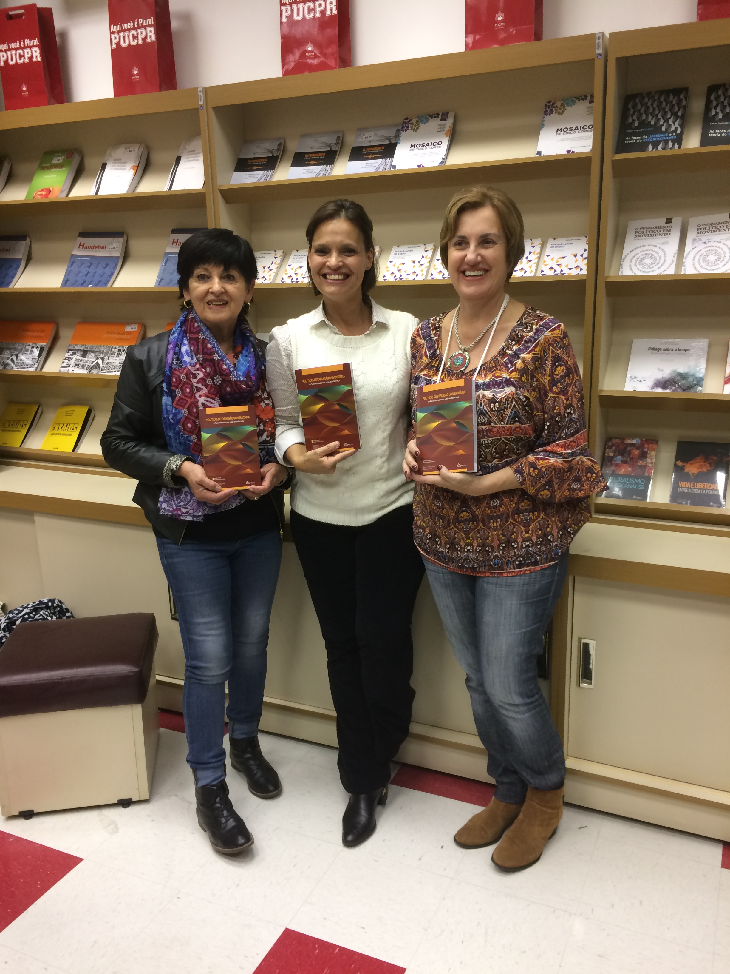 foto - organizadoras do livro.JPG