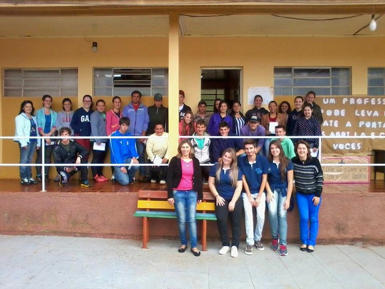 10-12-2015 - Visita a escolas.jpg
