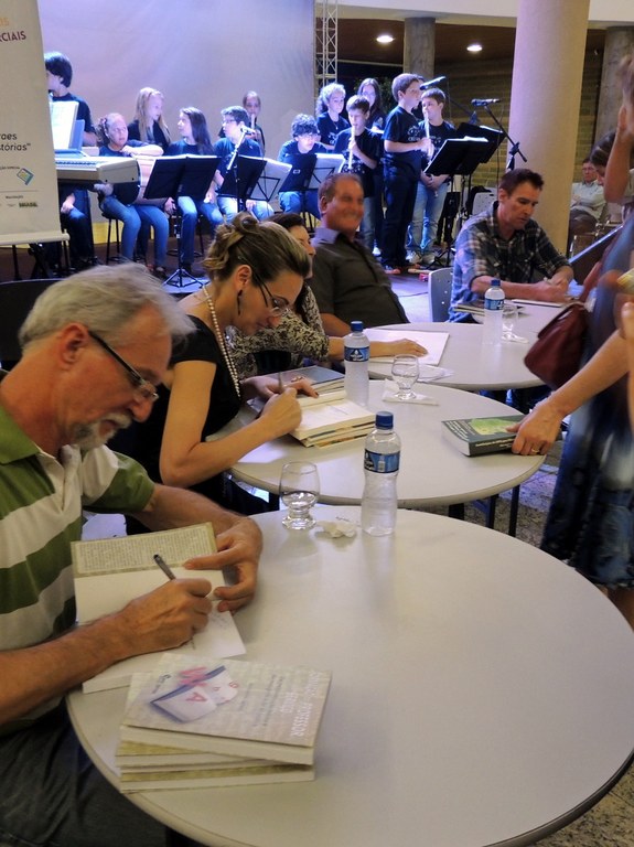13-11-2013 - Feira do Livro2.jpg