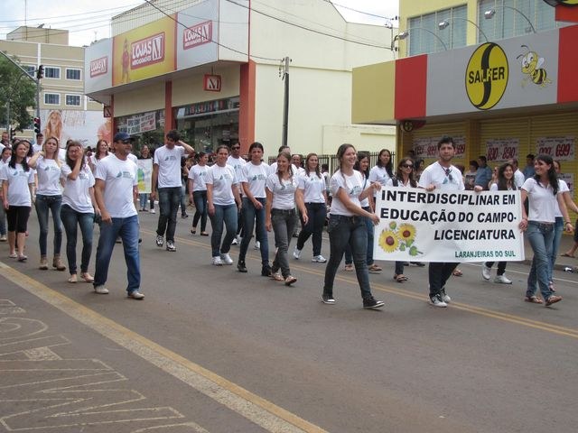 03-12-2012 - Desfile.jpg