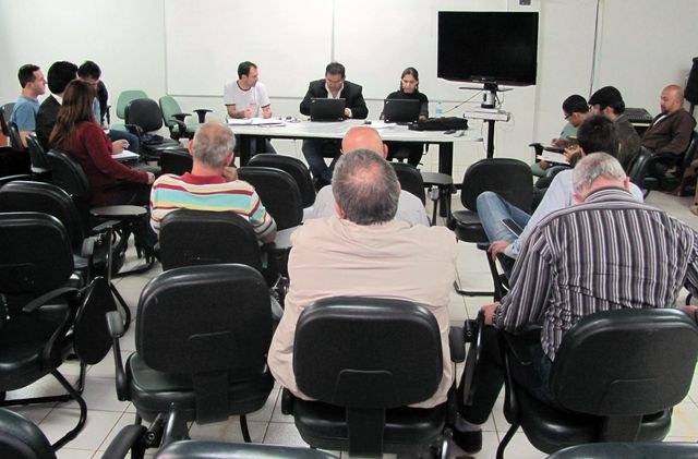 16-04-2013 - Reunião.jpg