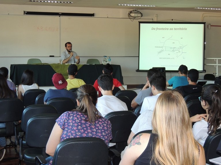 17-04-2015 - Palestra.jpg