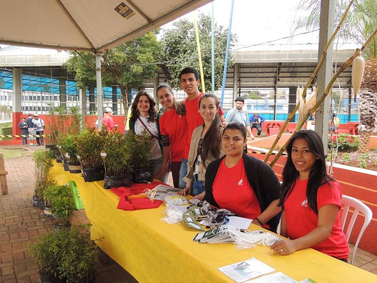 18-05-2015 - Feira.jpg