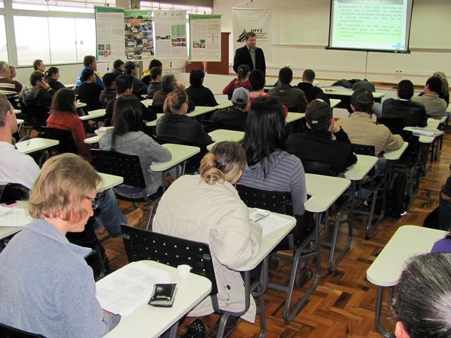 18-06-2013 - Cooperativismo.jpg