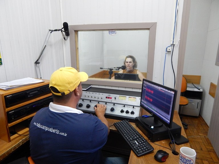 19-11-2015 - Rádio.jpg