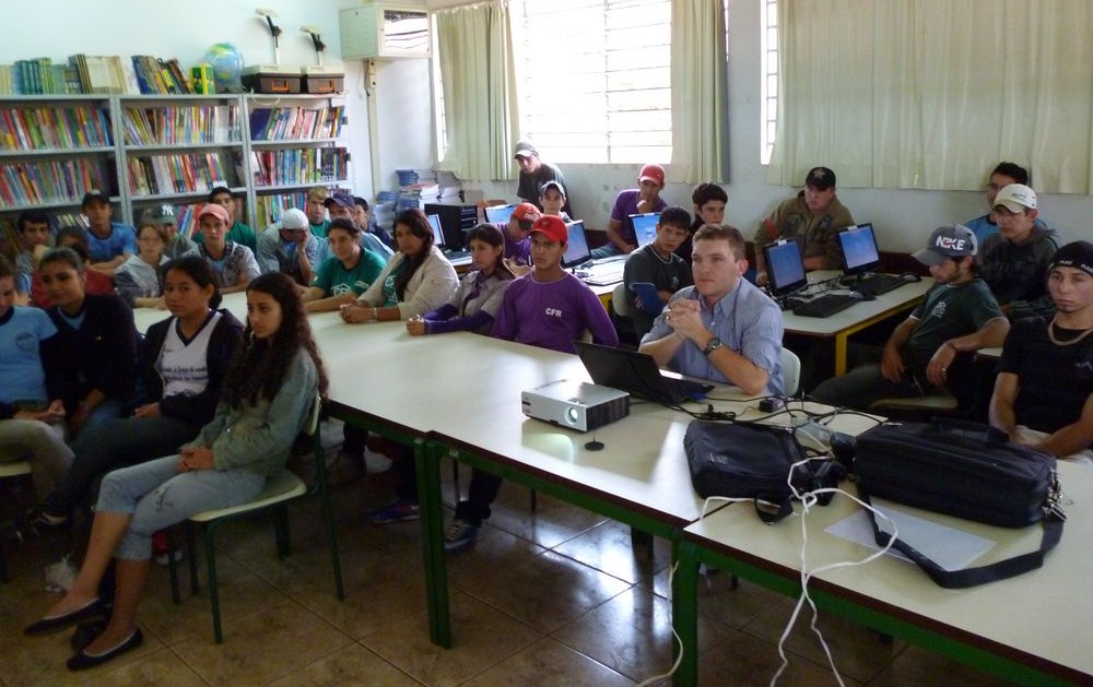 25-05-2012 - Economia.jpg