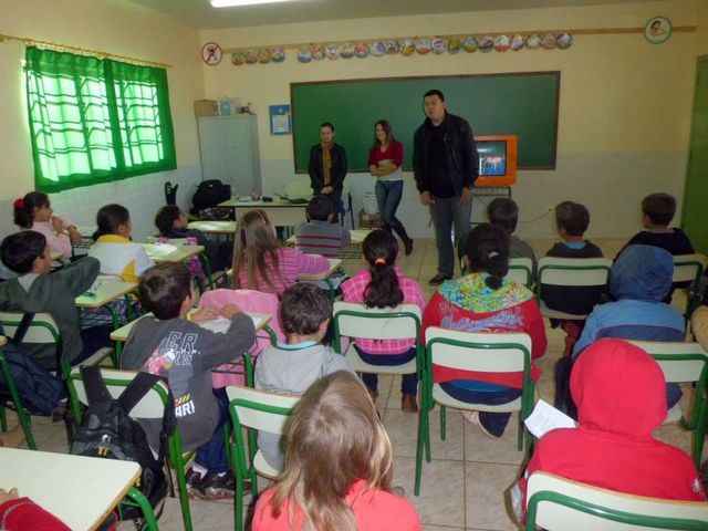 27-06-2013 - Oficina para alunos2.jpg