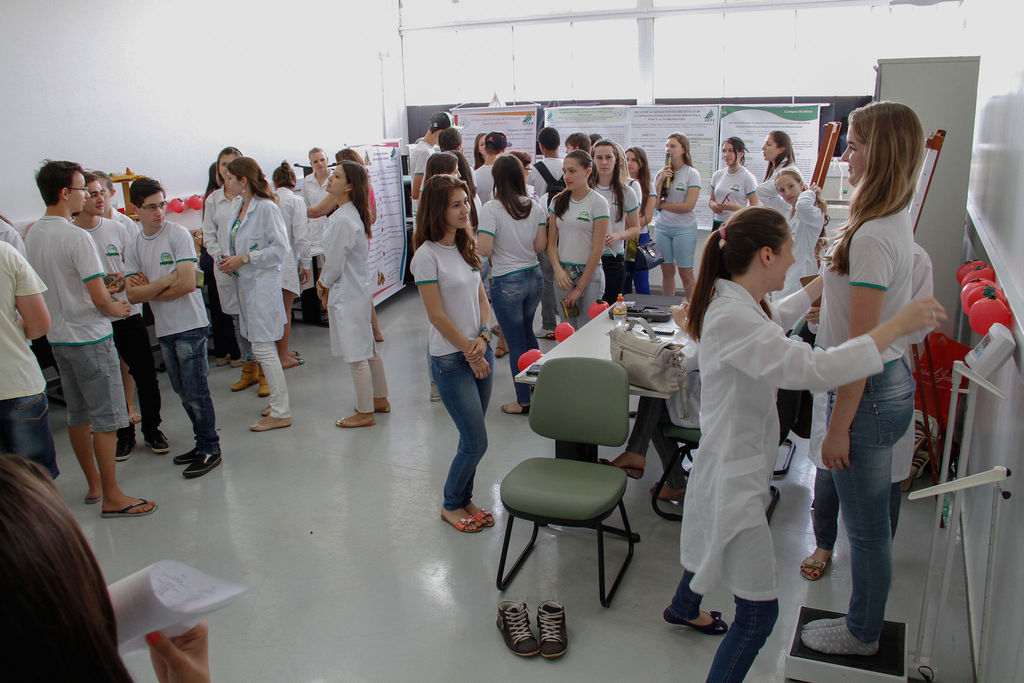 VISITA_DAS_ESCOLAS._FOTO_ROBERTO_JONIKAITES.jpg