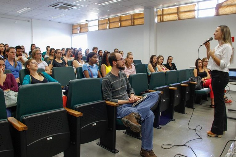 01042016_-_Nutri_-_Aula_Magna_-_Ariel_Tavares_54.jpg