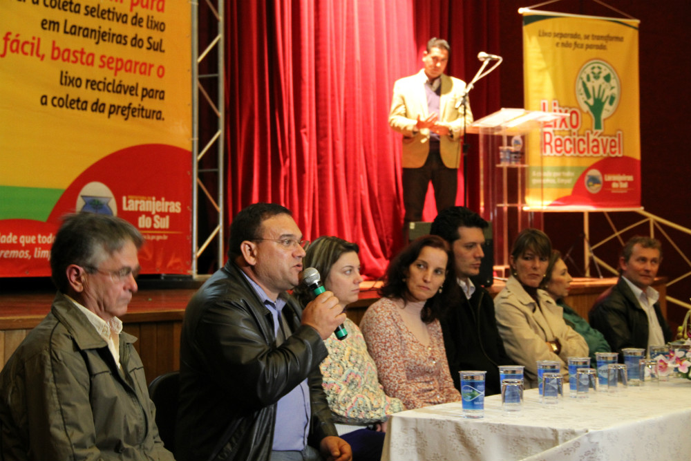 03-06-2014- Coleta.jpg