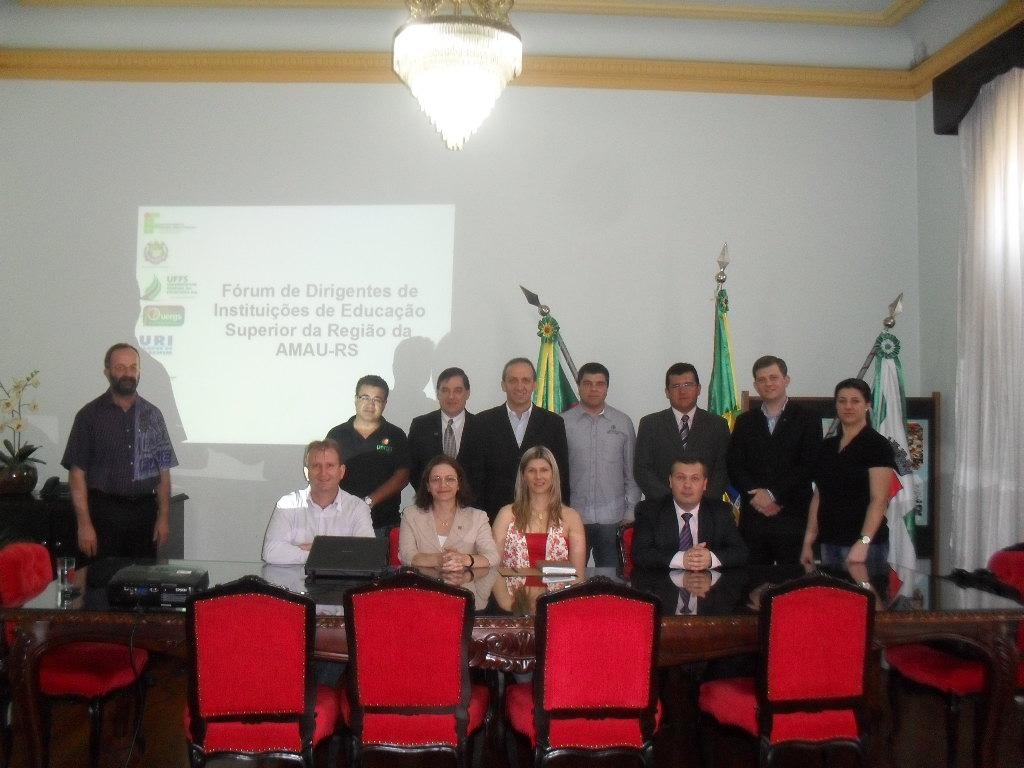 10-10-2011 - Fórum.jpg