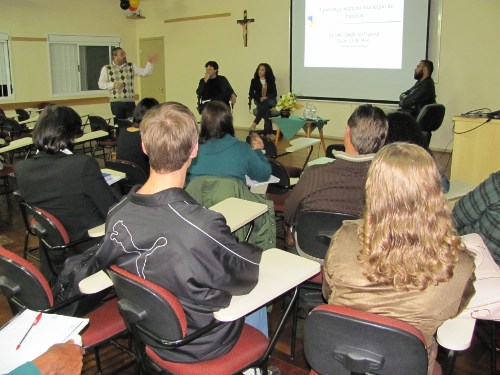 14-06-2012 - Diálogos.jpg