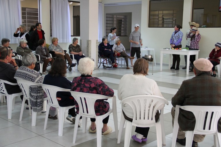 17-07-2014 - Velhinhos2.jpg