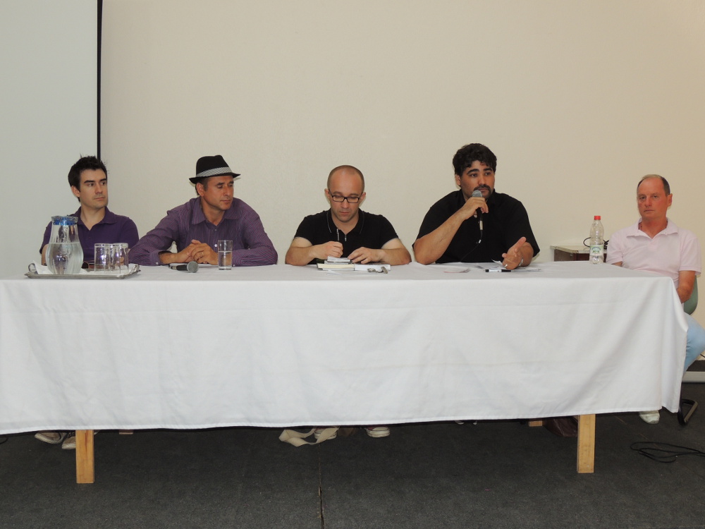 29-11-2014 - Mesa redonda2.jpg