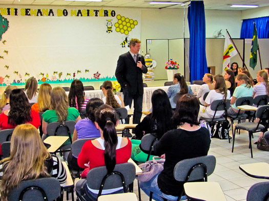 05-11-2010 - Semana do Magistério.jpg