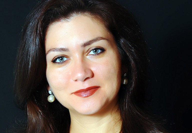 28-02-2011 - Professora Louise.jpg