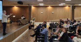 Conferência com Valdemar Sguissardi, da UFSCar