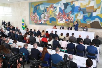 Reitoria da UFFS participa de encontro com presidente da República